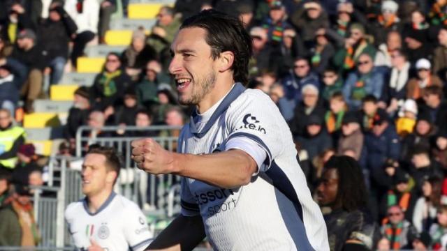 开云在线-老将立功！竞争对手打盹，国米团结一心抓紧抢分