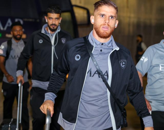 开云APP-广州队褪色成平民队 西亚第一豪门联赛亚冠双冠