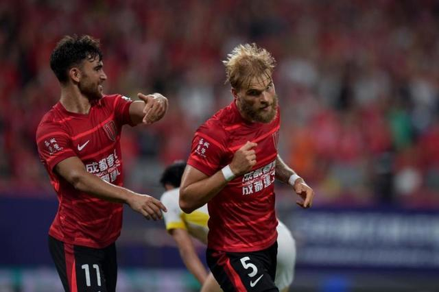 开云下载-曝莱切特签约深圳新鹏城！冬窗第10签，连挖蓉城双星，联手周定洋|成都|中卫|杜加里奇|阿代米|成都蓉城_新浪体育_新浪新闻