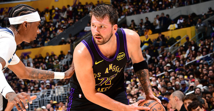 开云APP-超越科比！东契奇湖人生涯6次单场贡献30+三双队史第五|北京|科比·布莱恩特|拉塞尔-威斯布鲁克|明尼苏达森林狼队|奥斯卡-罗伯特森_新浪体育_新浪新闻